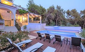 Villa Fani - Apartments In Trogir